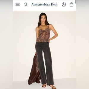 Abercrombie & Fitch 90s Relaxed High Rise Jeans